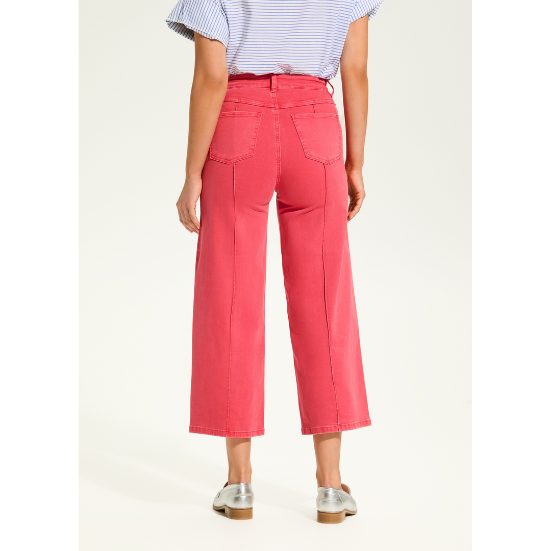 Suzanne Wide Crop 6973511