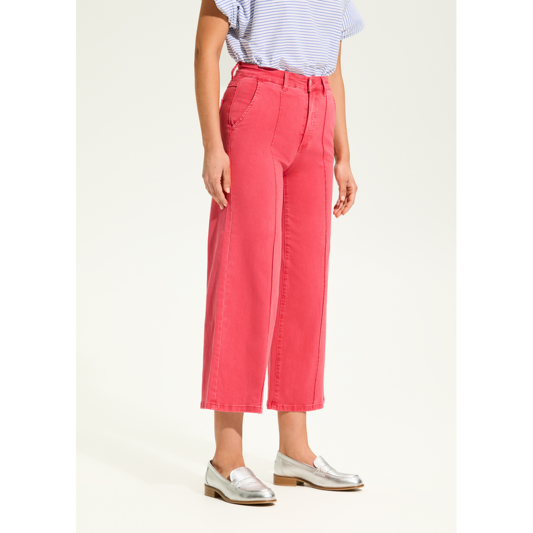 Suzanne Wide Crop 6973511