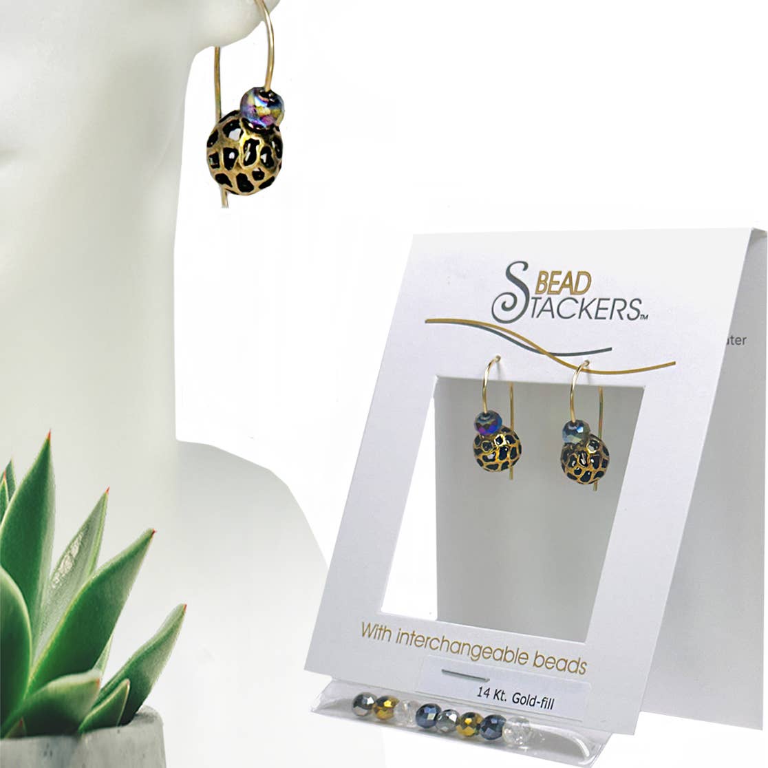 CRYMT28G - Earrings come with 4 interchangeable colours.