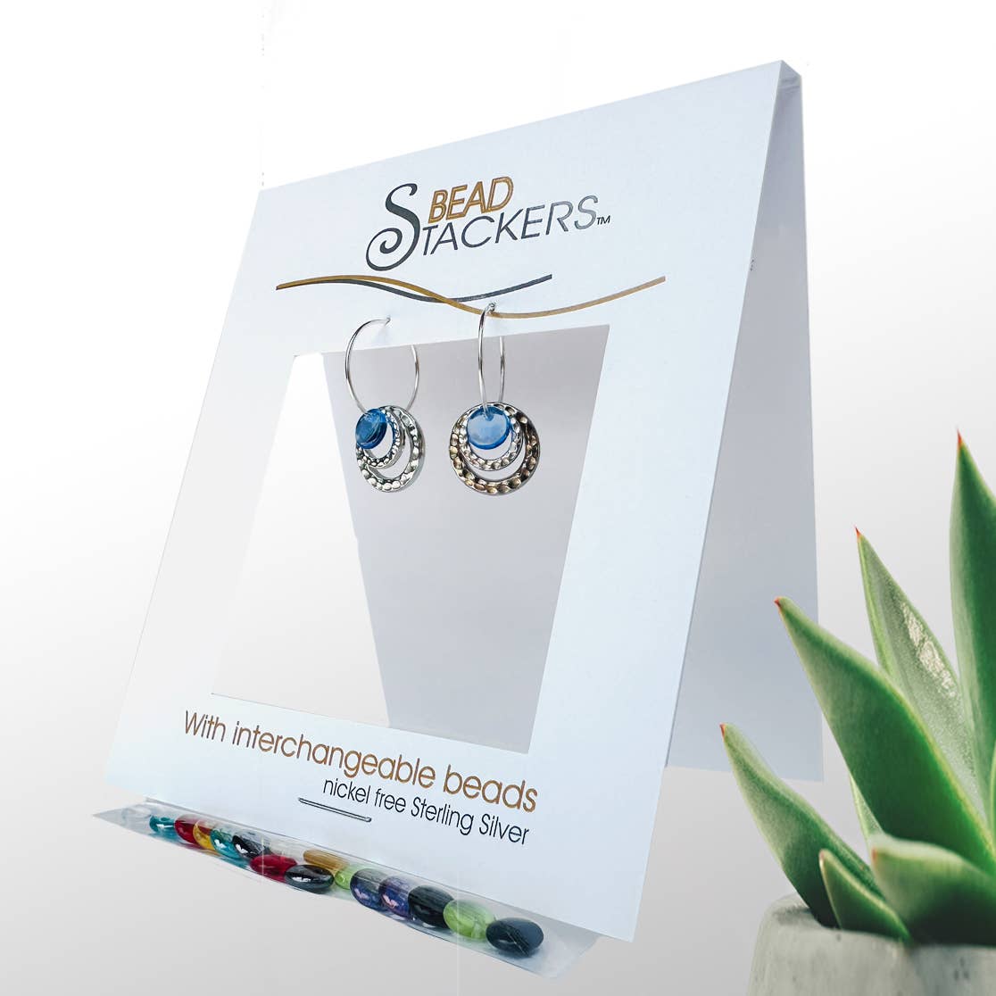 0025  Earrings with 9 interchangeable colours.
