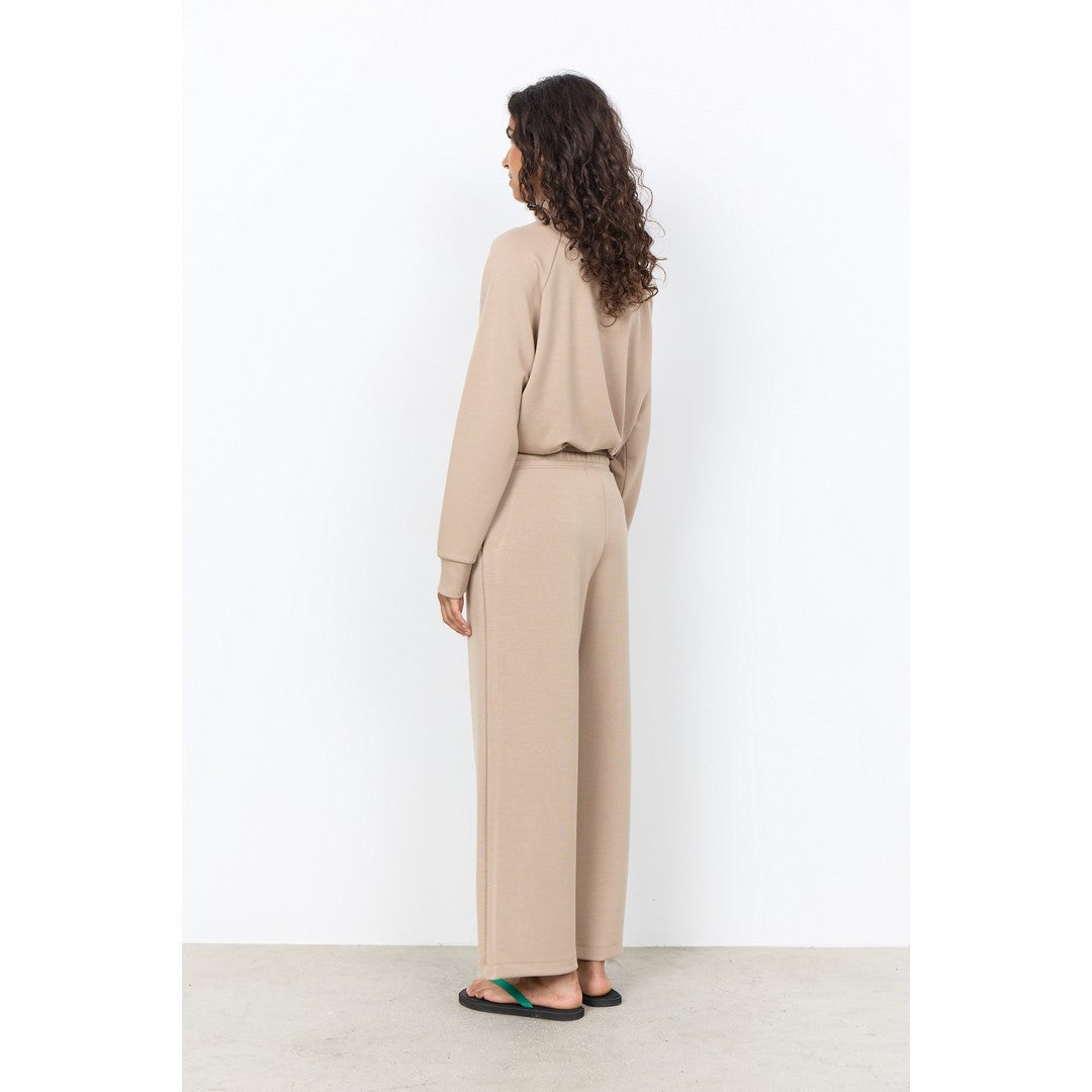 Banu 33 Crop 25328 - Camel
