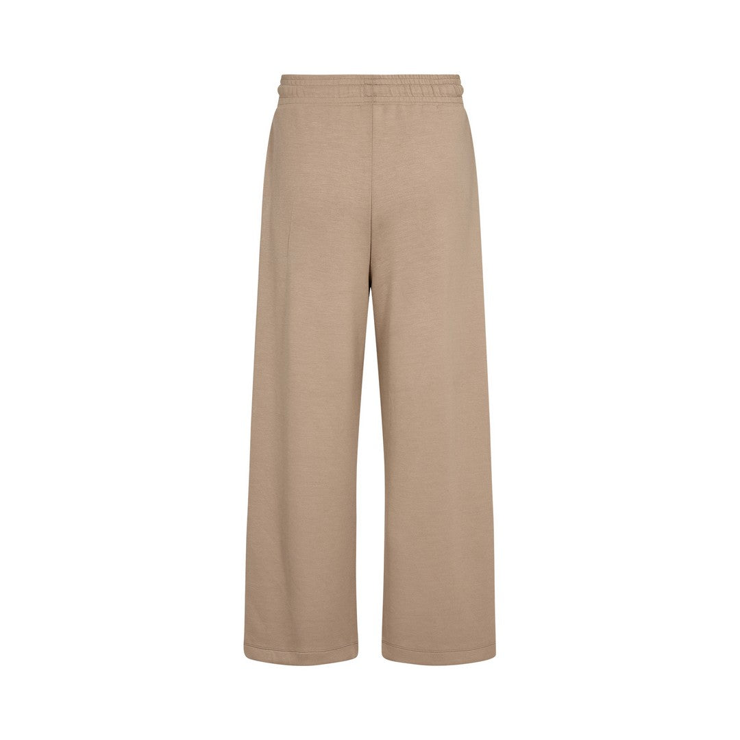 Banu 33 Crop 25328 - Camel
