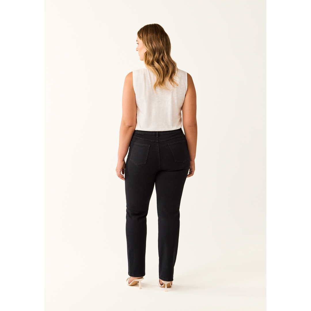 Beyond Denim Straight Leg Denim 2555862