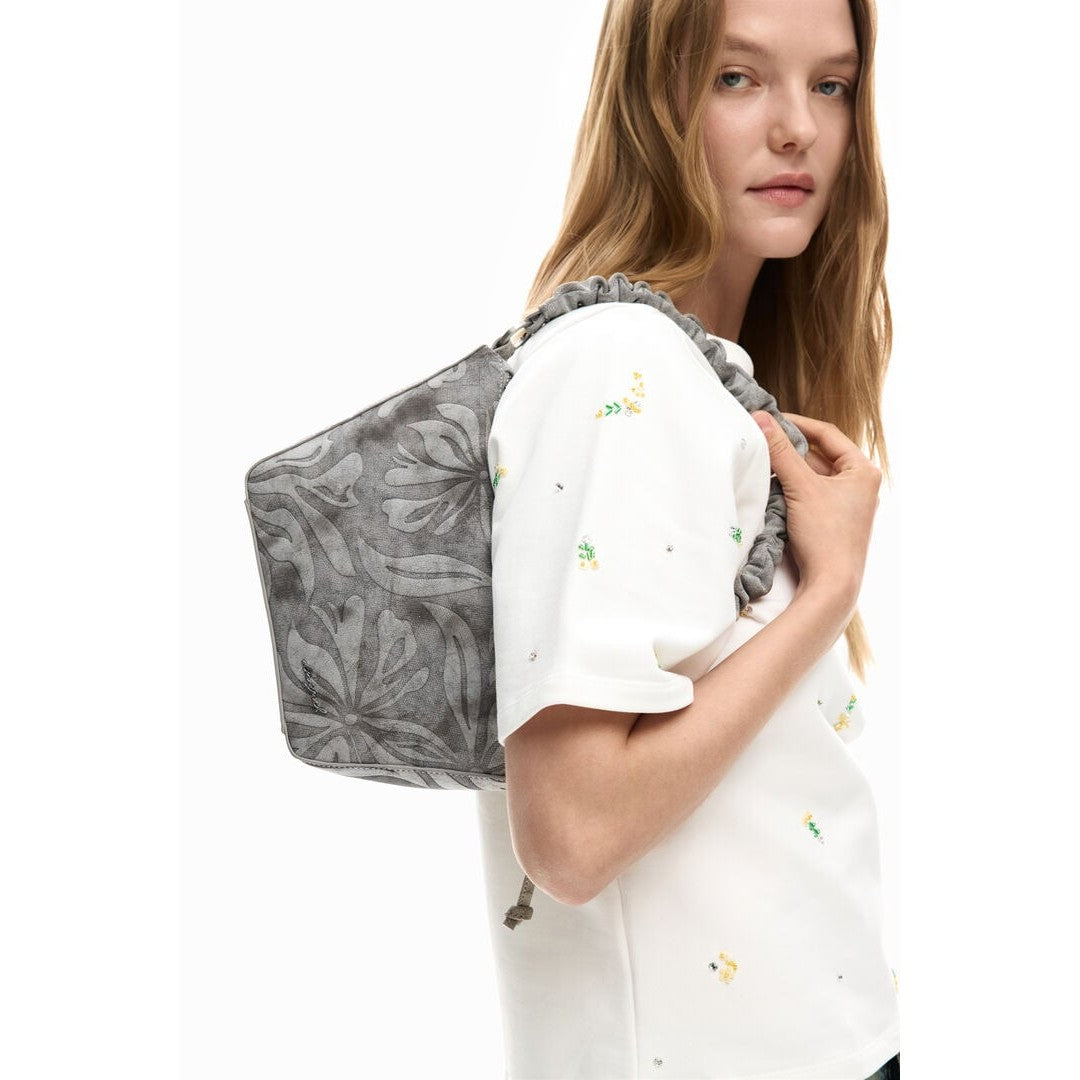 Medium Obsidian Bag 26SAXPA5