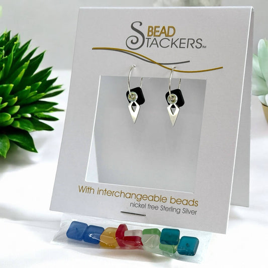 SQDG25- Dangle earrings come with 7 interchangeable colours.