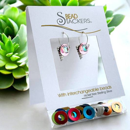 TR36 -Dangle earrings come with 9 interchangeable colours.