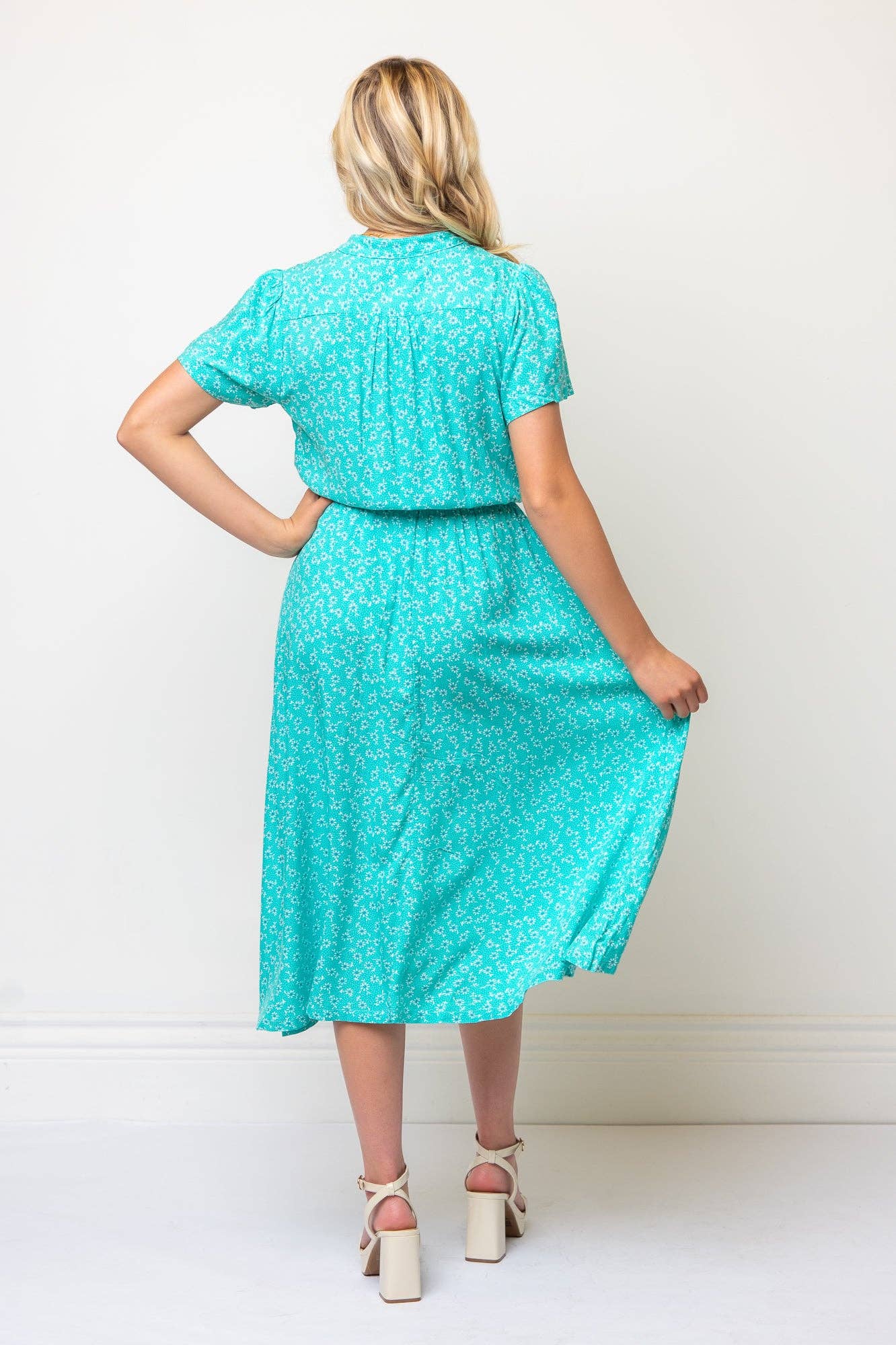 Zelie Short Sleeve Floral Midi Length Shirtdress