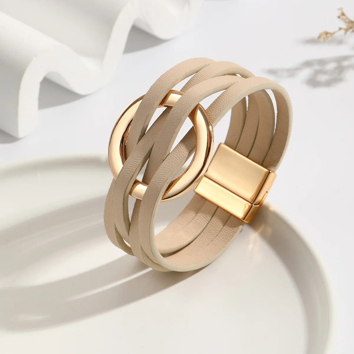 Leather Circle Cuff AL2503C