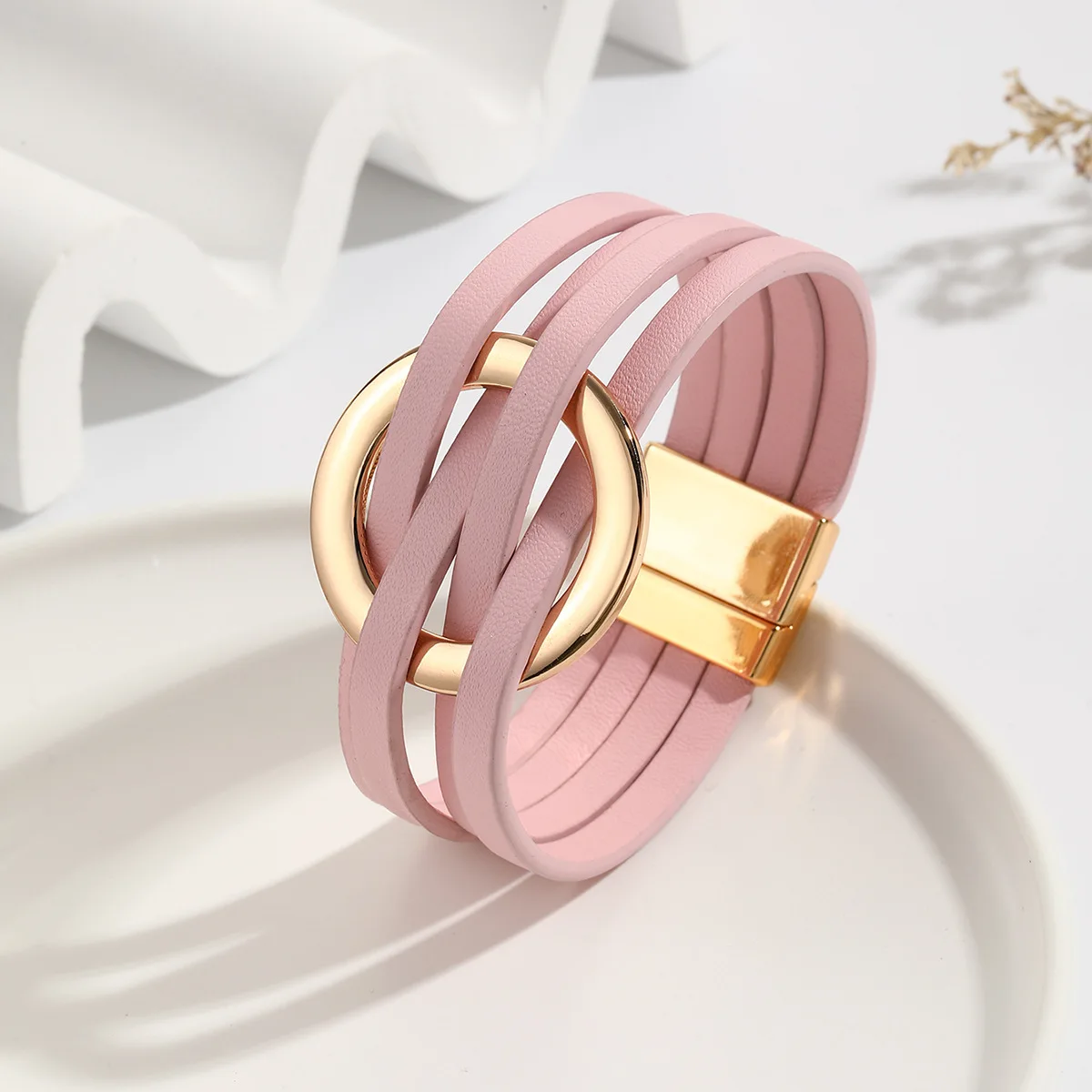 Leather Circle Cuff AL2503C