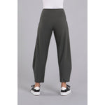 Load image into Gallery viewer, Bamboo Fleece Narrow Lantern Pant BF4704
