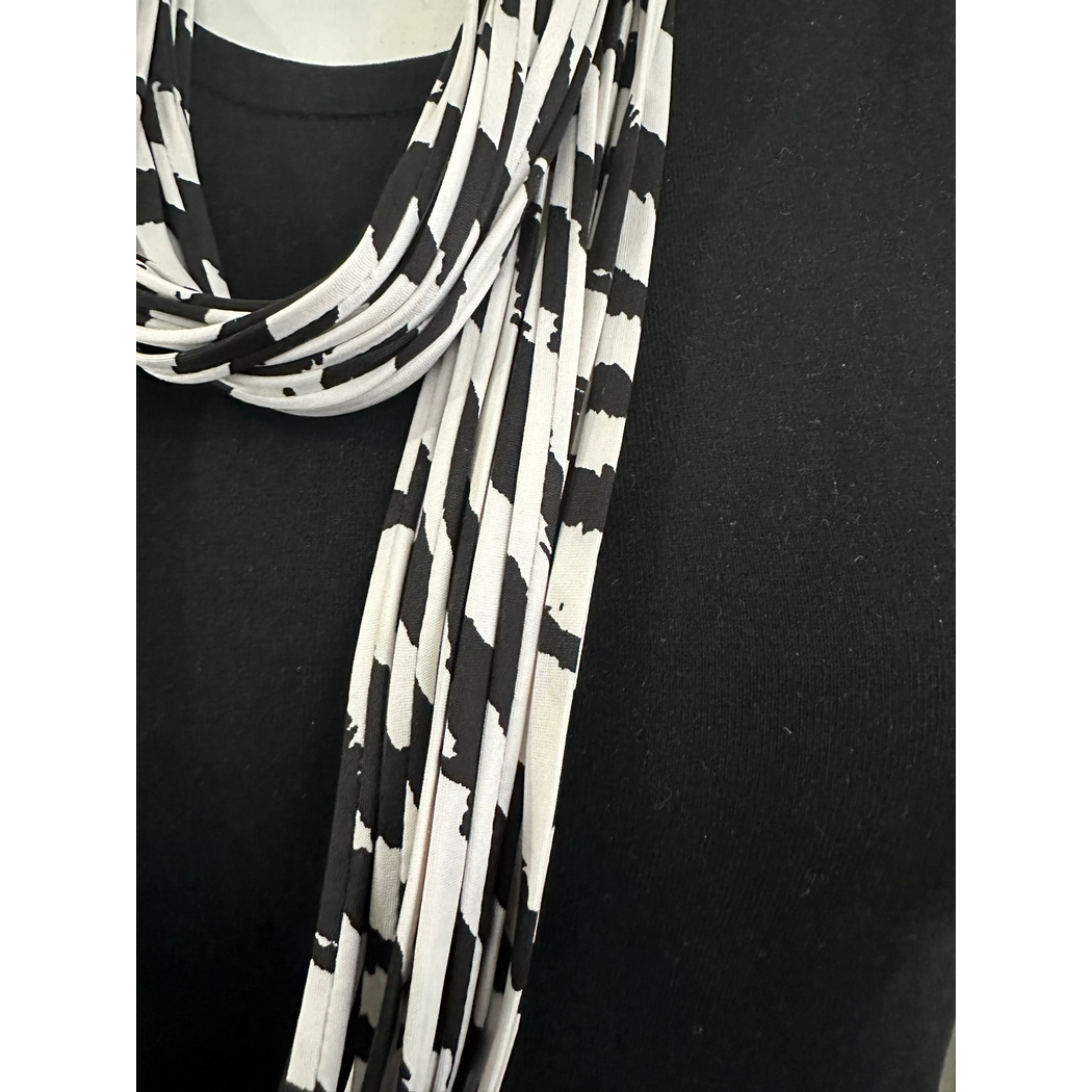 Scarf or Necklace in Black and White