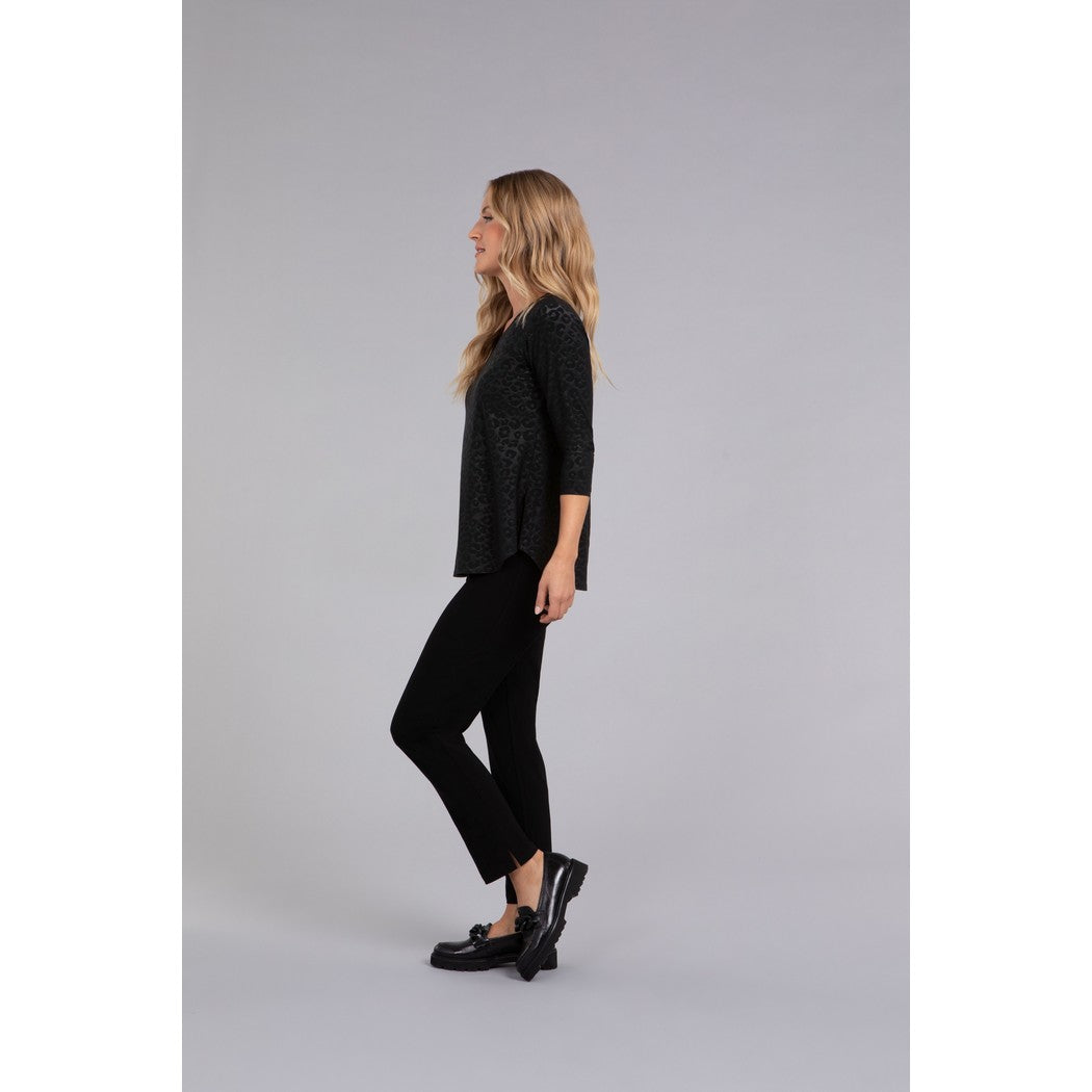 Go To Classic T Relax, 3/4 Sleeve, Embossed Top 22110REJ-2