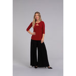 Load image into Gallery viewer, Twist Top, 3/4 Sleeve 22290-2
