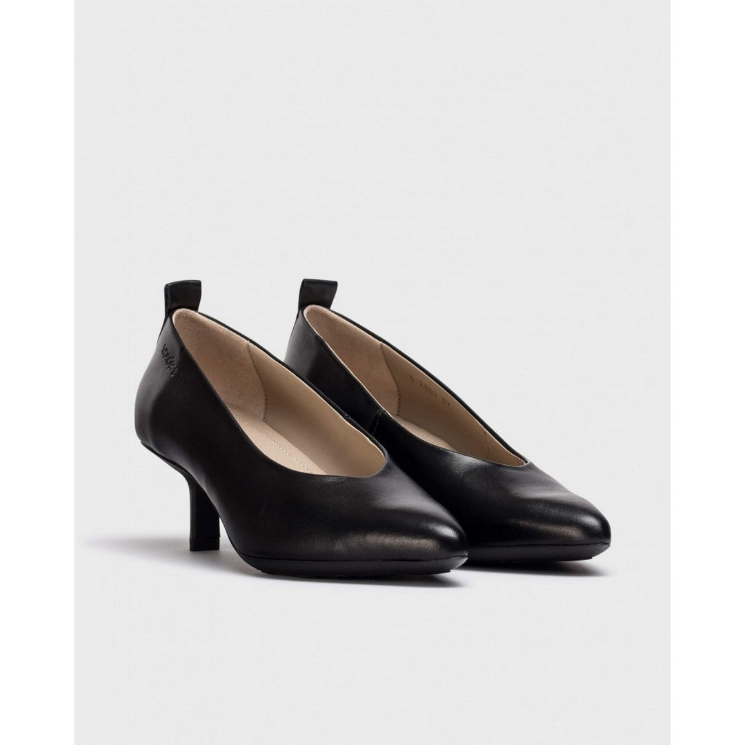 Classic Pump G7102B