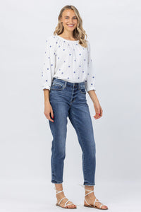 Midrise Clean Non-Distressed Boyfriend Denim 82277REG