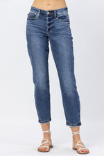 Load image into Gallery viewer, Midrise Clean Non-Distressed Boyfriend Denim 82277REG
