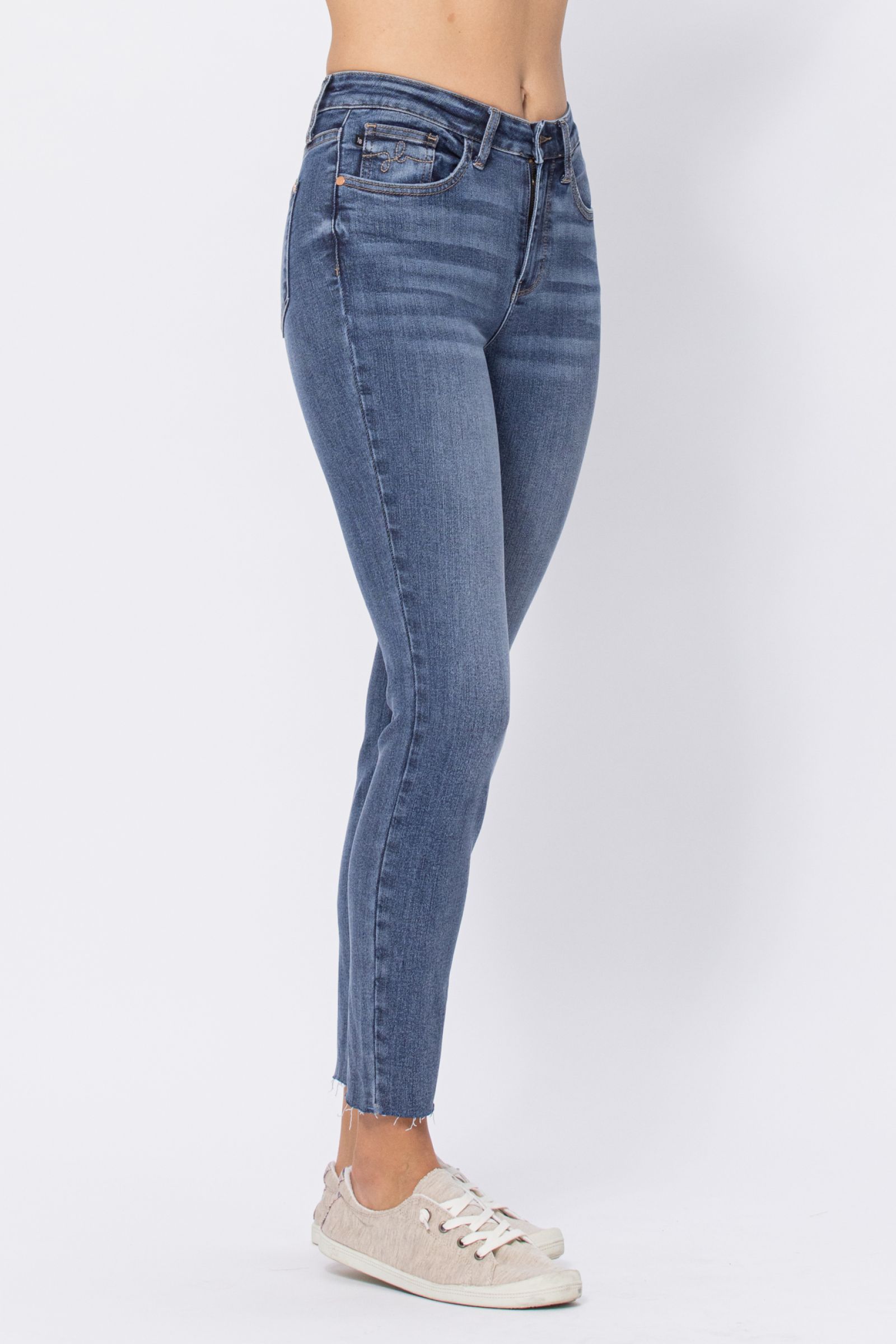 Cleo Embroidered Pocket Relaxed Fit Denim 88259