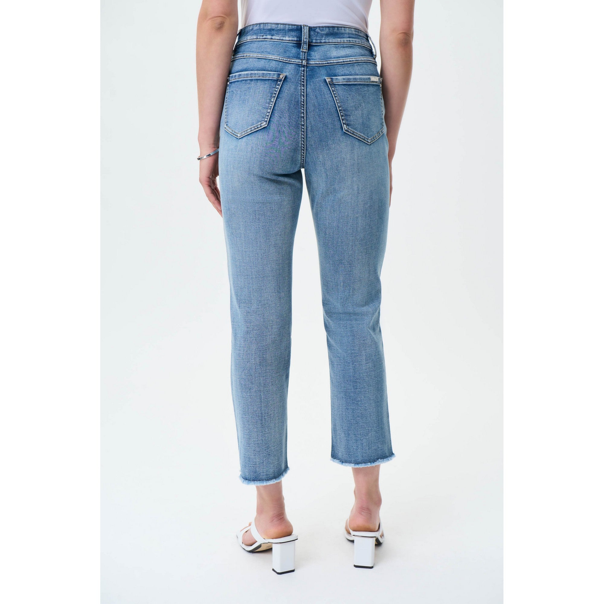 Frayed Hem Crop Denim 231924