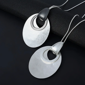 Large Round Loop Necklace Jewelry 231193 BTJE