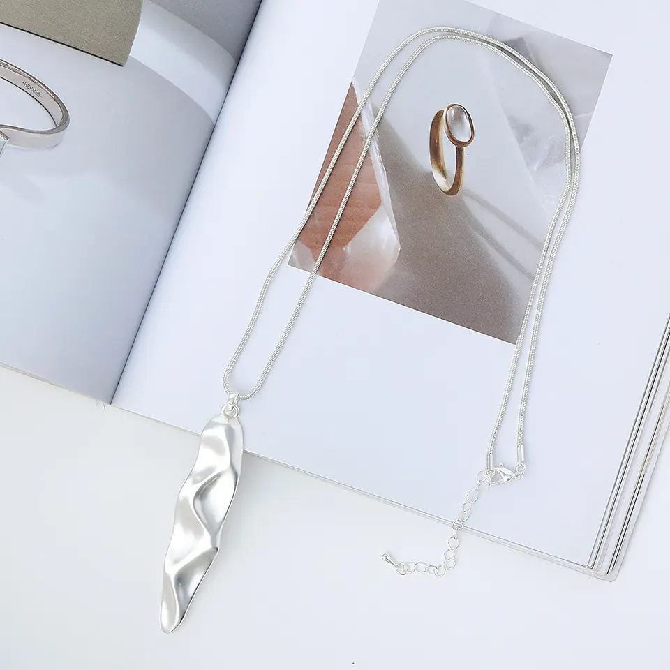 Large Pendant Necklace Jewelry 231332 BTJE