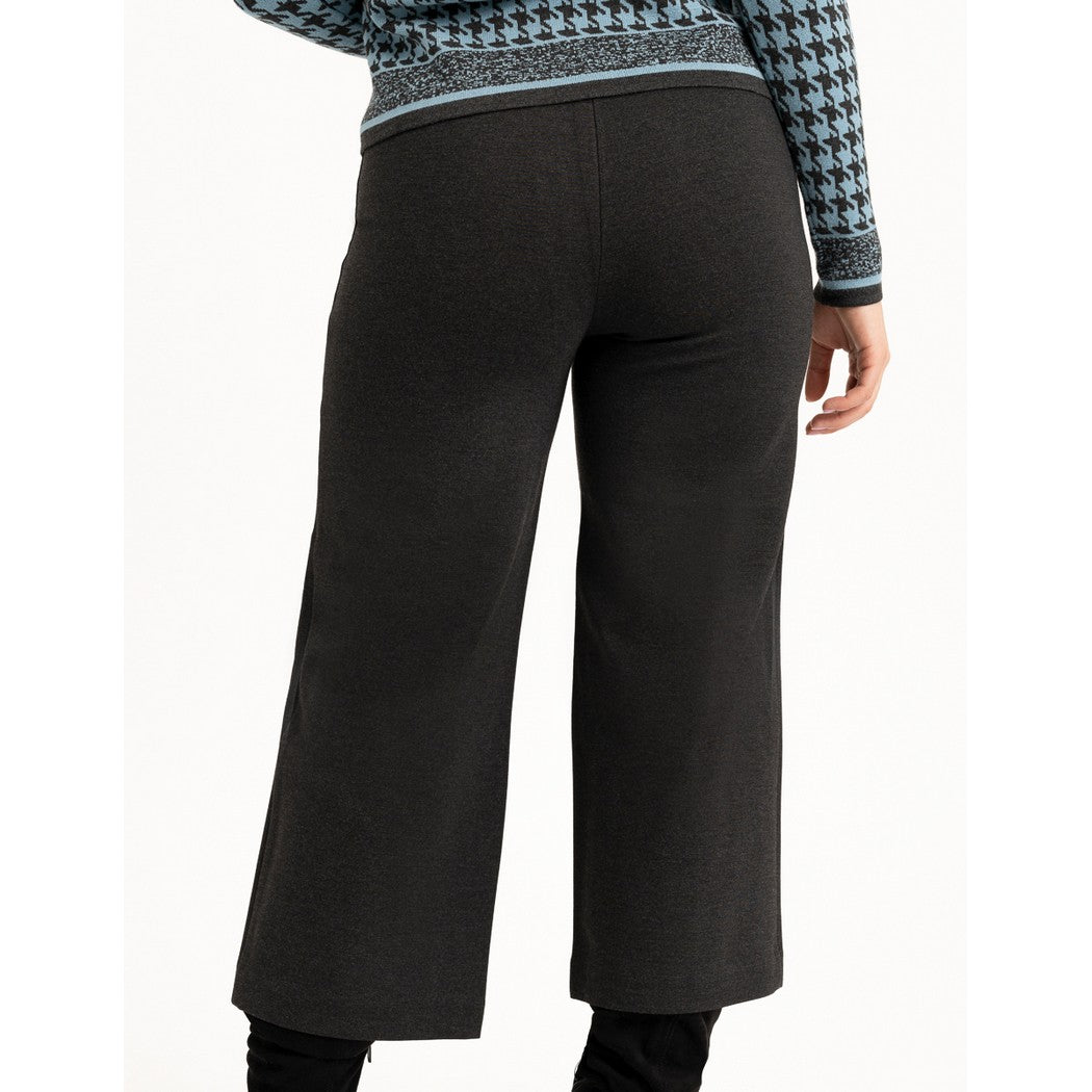 R8097E857  Renuar Wide Leg Gaucho Pant