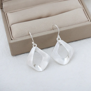 Minimalist Dangle Earrings Jewelry 231076 BTJE