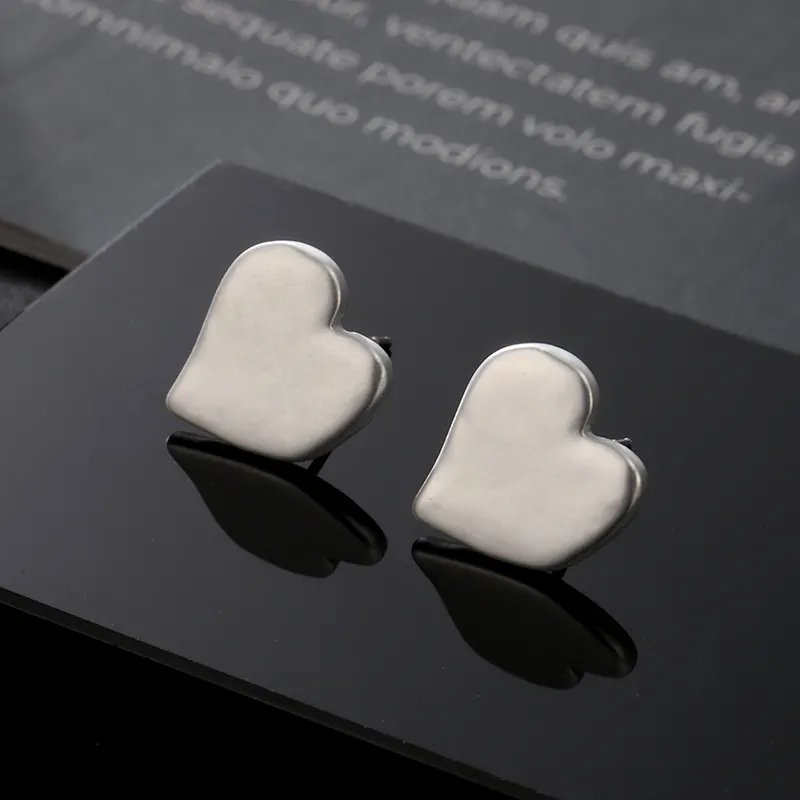 Dainty Heart Stud Earrings Jewelry 231136 BTJE