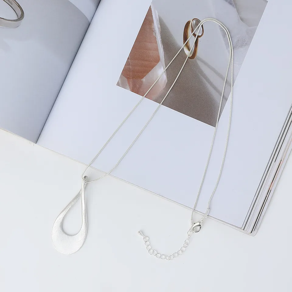Teardrop Necklace Jewelry 231335 BTJE